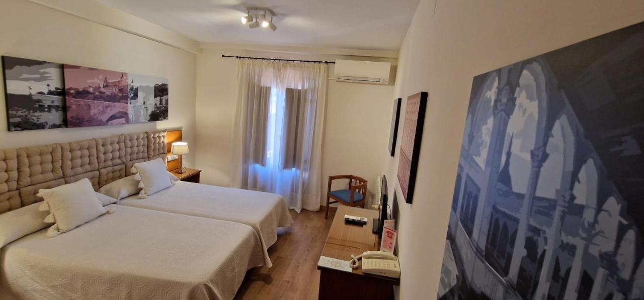 טולדו Hostal Santo Tome מראה חיצוני תמונה